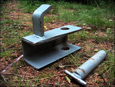 hook on ground